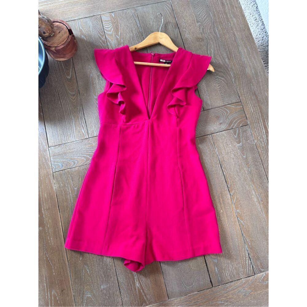 BLACK HALO Deklyn Playsuit Romper Bright Pink‎ V Neck Sleeveless Size 4 - Picture 3 of 9